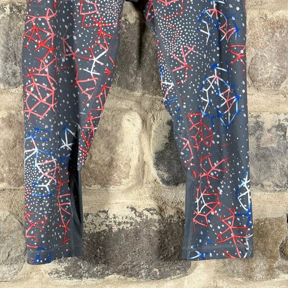 Zella Leggings Woman's Small Gray Capri Cropped Geometric Design High Rise - Picture 4 of 13